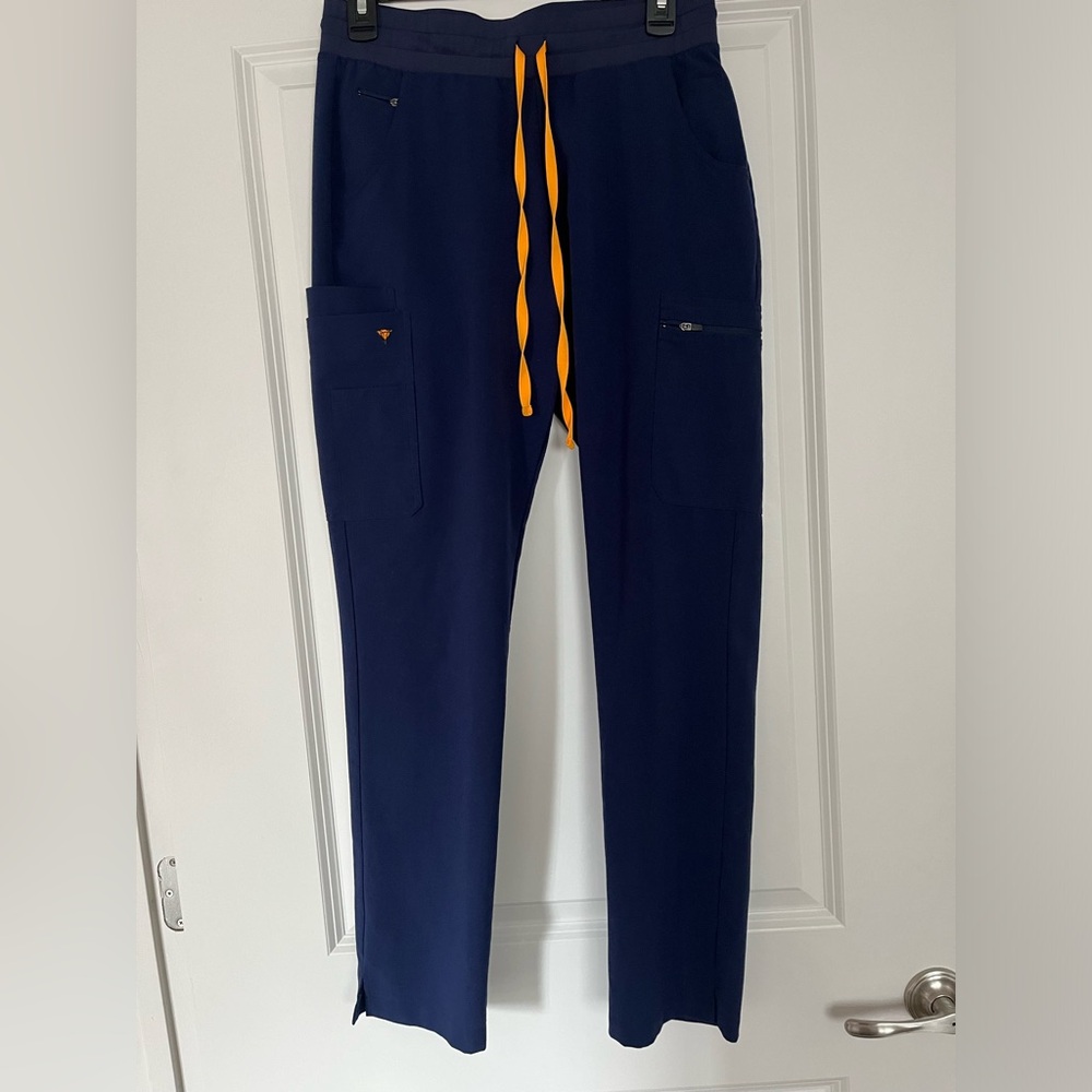 Poppy Pfeiffer Slim Scrub Bottoms